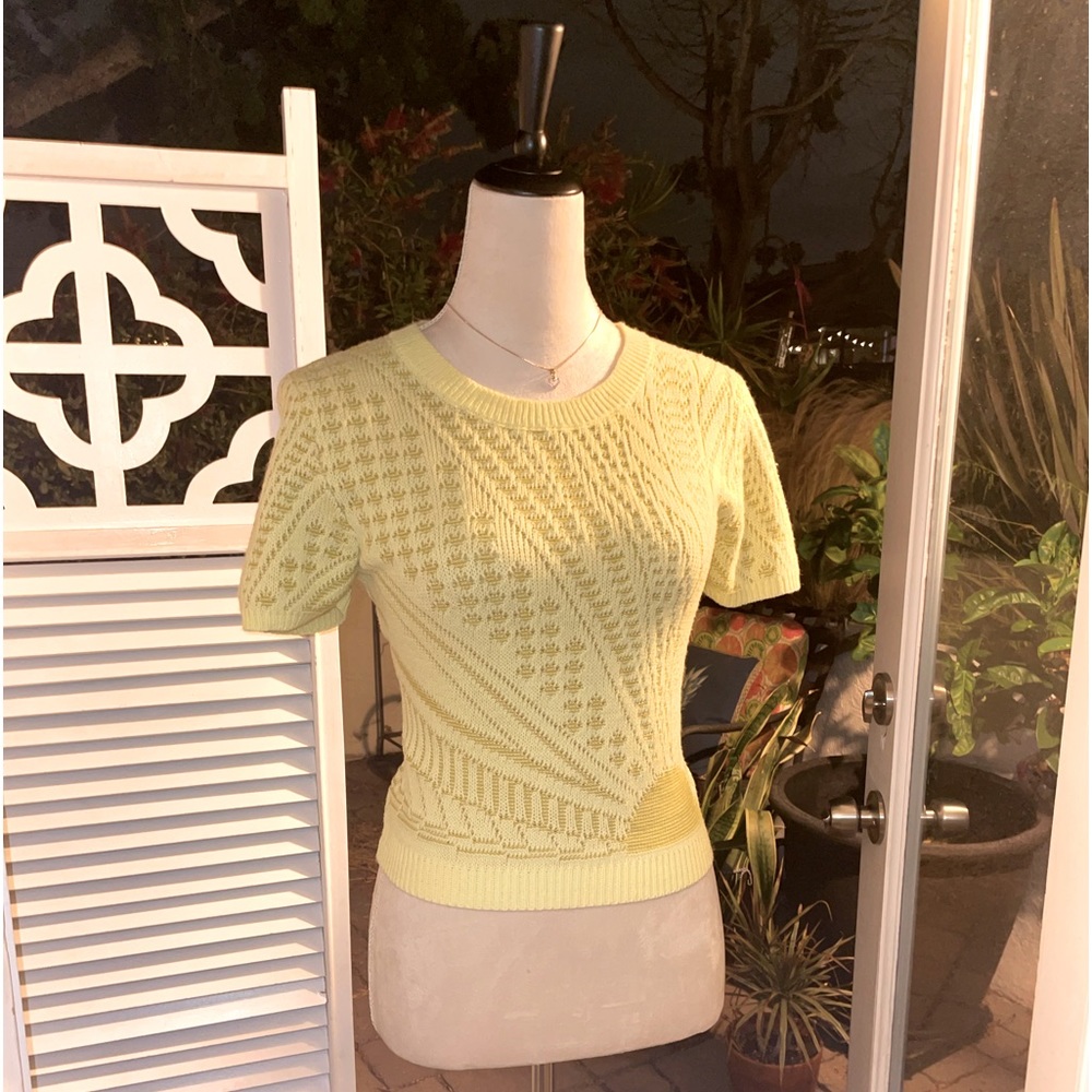 RVCA Sunset Cropped Knit Sweater In Acid Green Size M NWOT/Worn 1xs